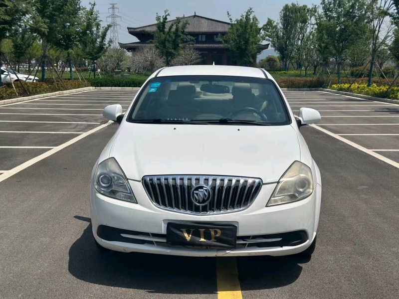 徐州16年别克凯越1