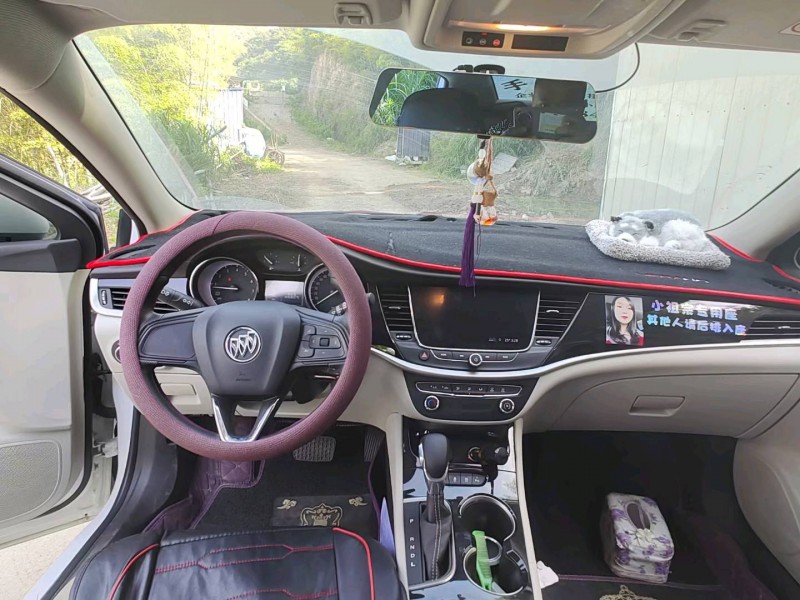 嘉兴20年别克威朗5