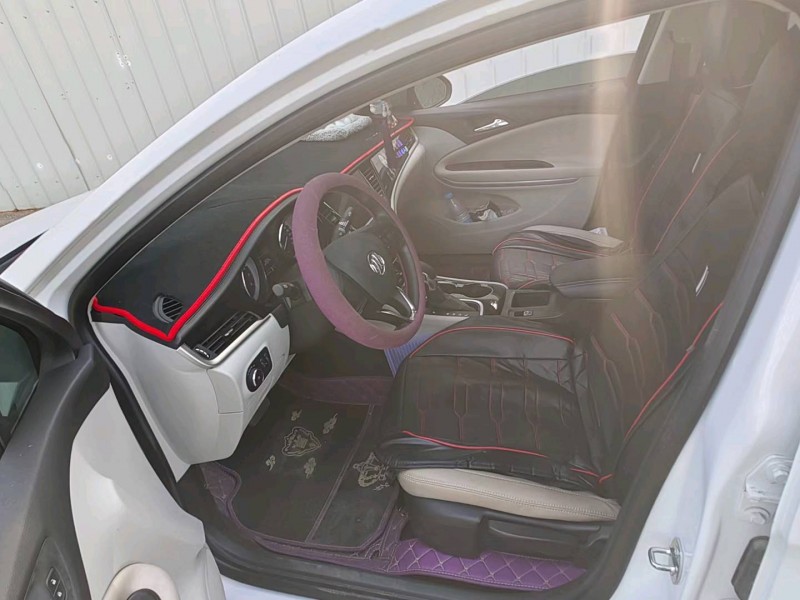 嘉兴20年别克威朗7