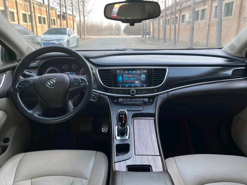 保定17年别克君越6