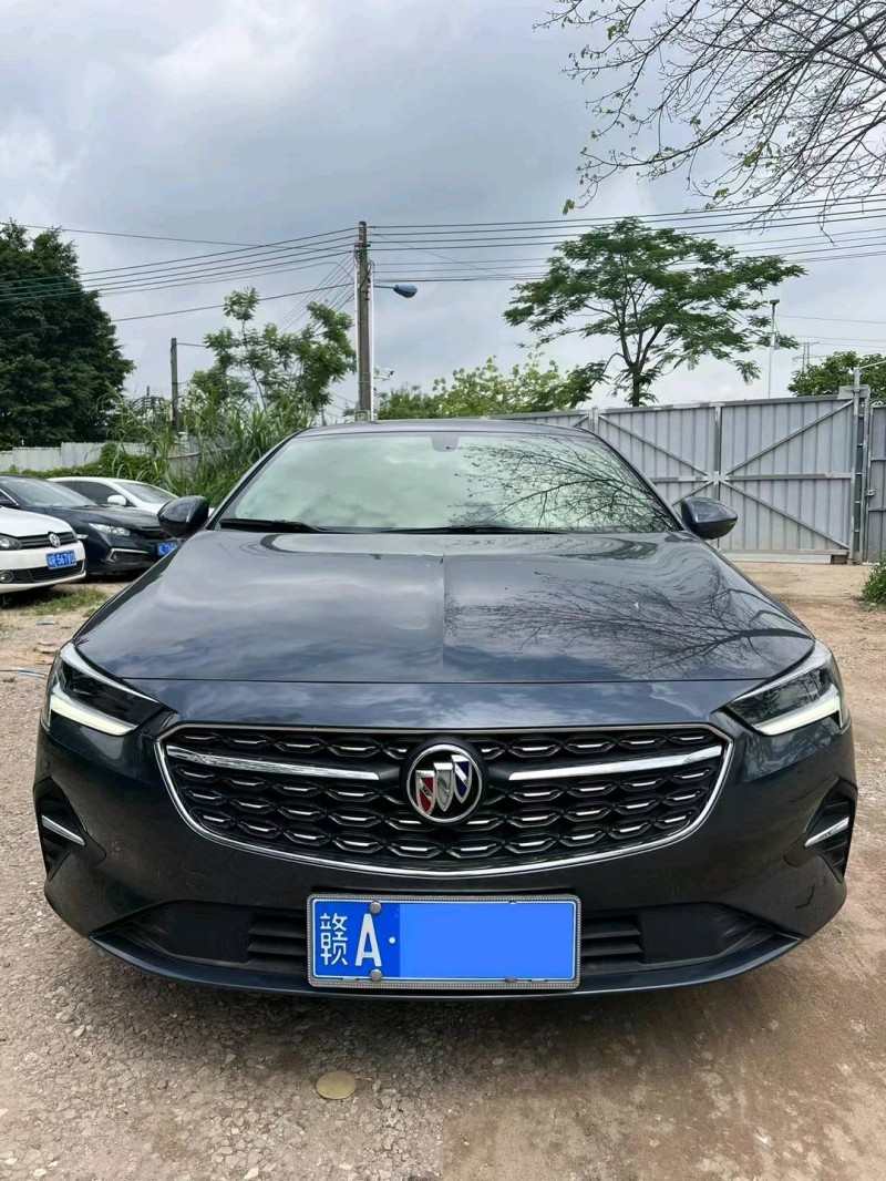 广州21年别克君威1