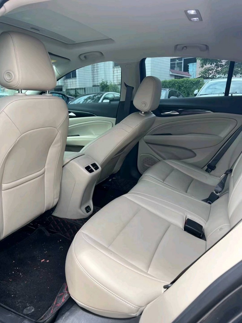 广州21年别克君威5