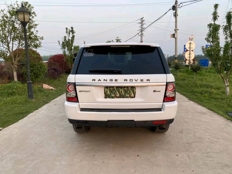 徐州12年路虎揽胜运动9