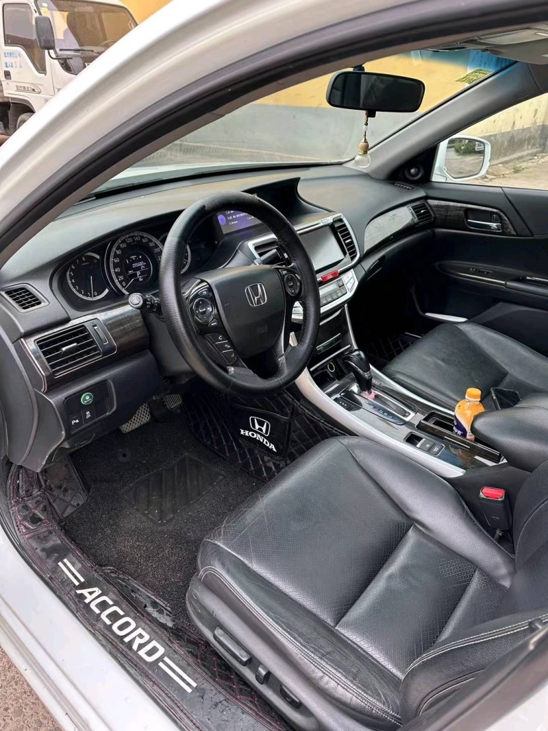 潍坊14年本田雅阁6