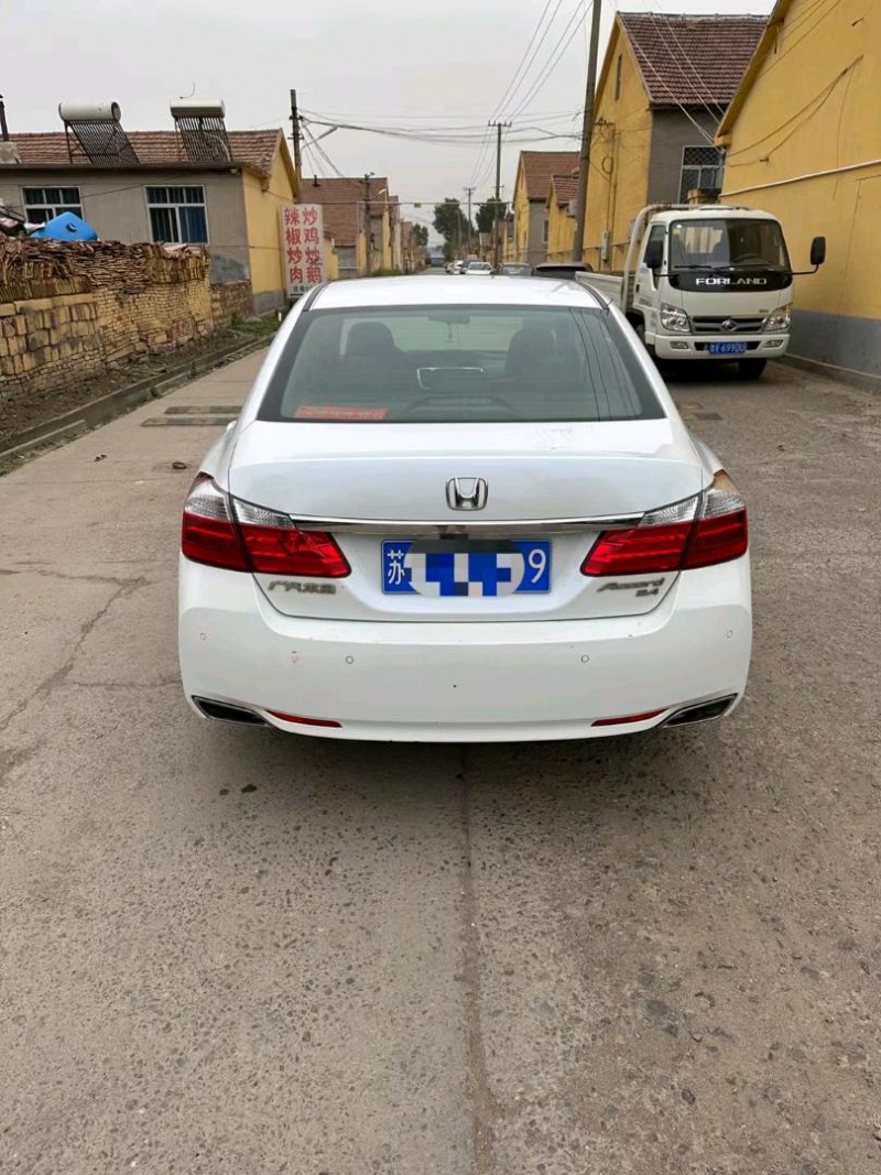潍坊14年本田雅阁7
