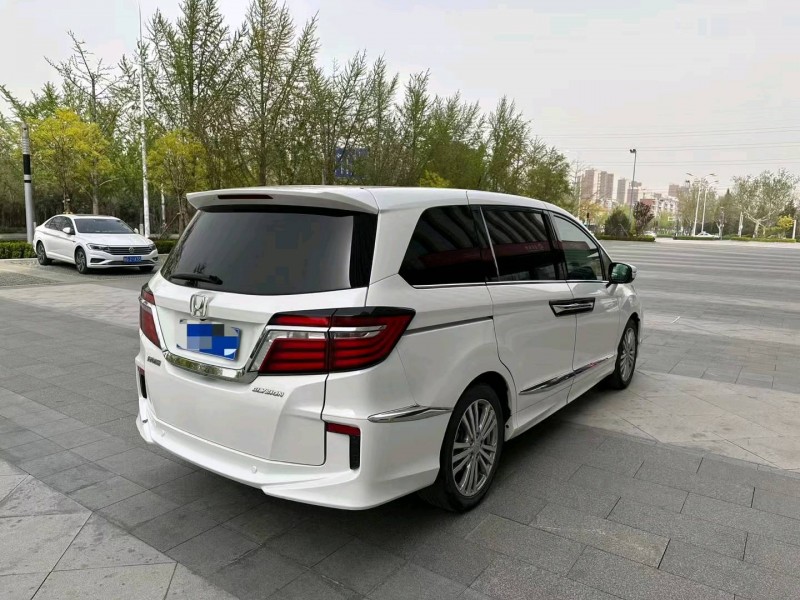 廊坊17年本田艾力绅8