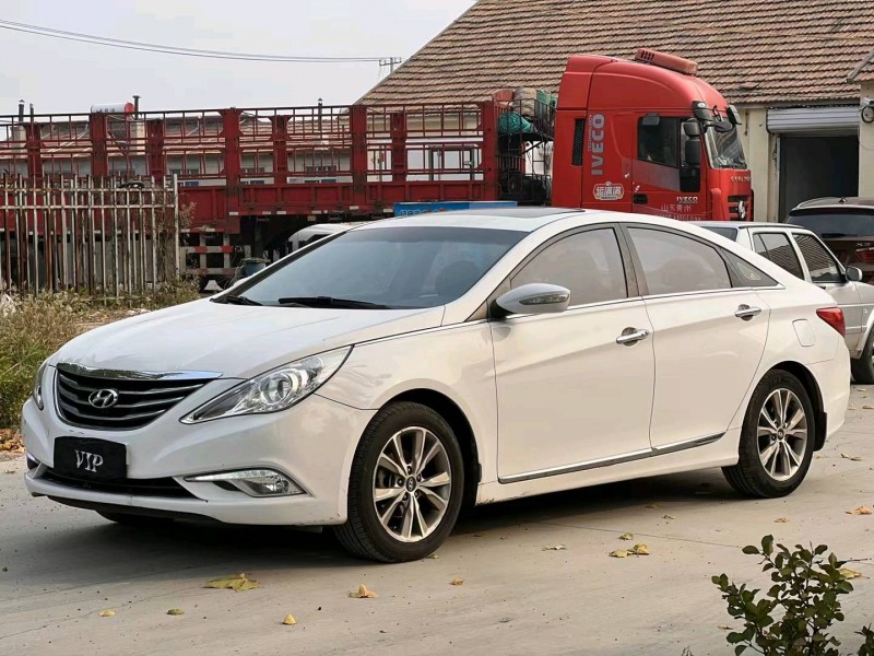 潍坊12年现代索纳塔八2