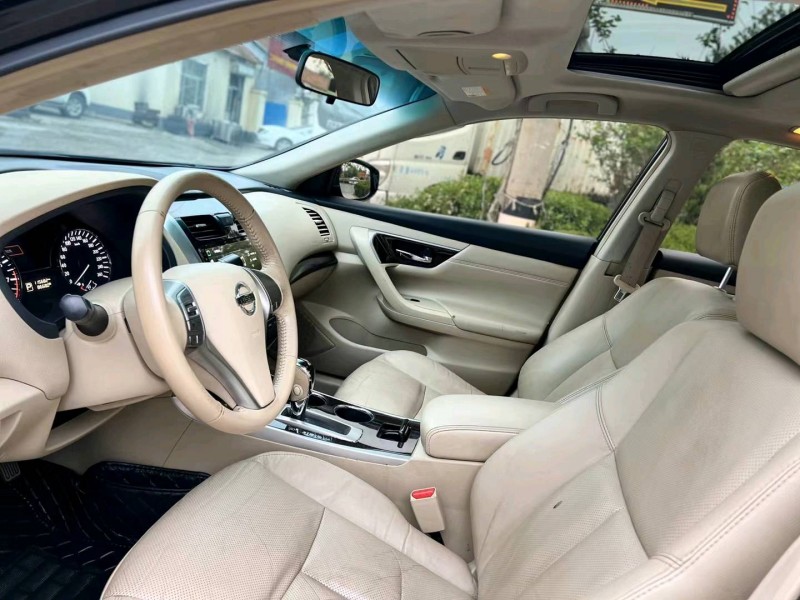 潍坊15年日产天籁7