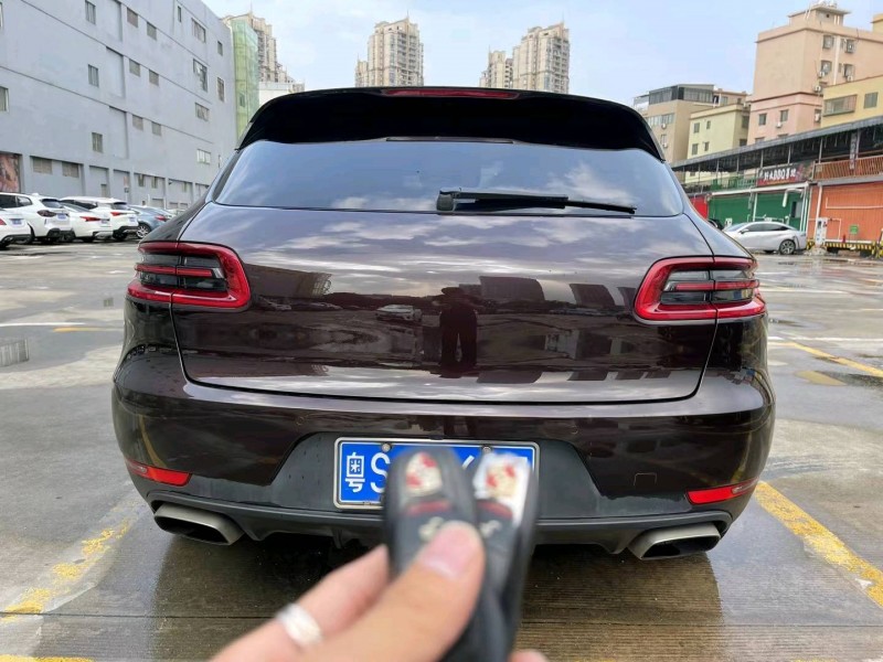 广州18年保时捷Macan9