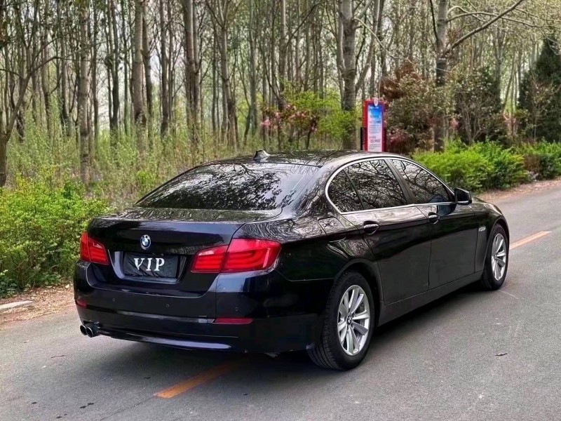 东营11年宝马5系7