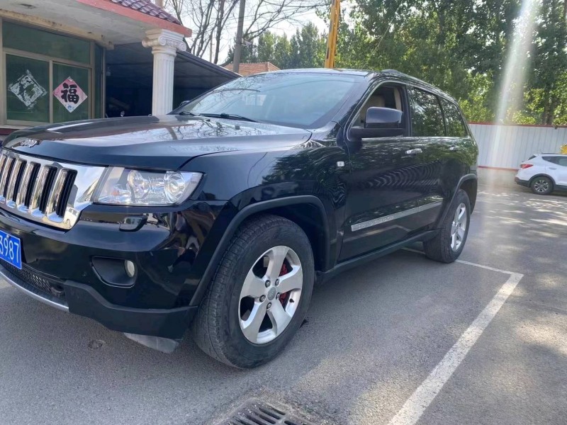 淄博11年Jeep大切诺基2