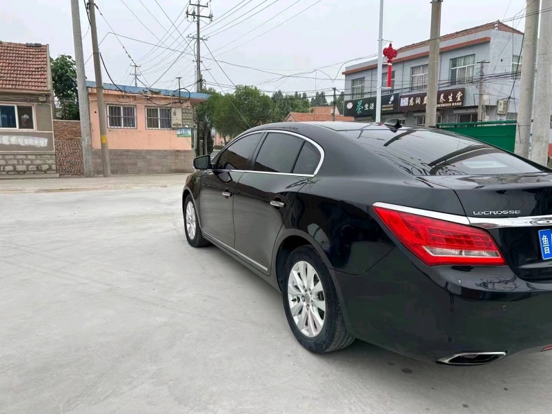 淄博15年别克君越2