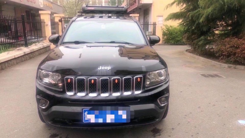枣庄14年Jeep指南者1