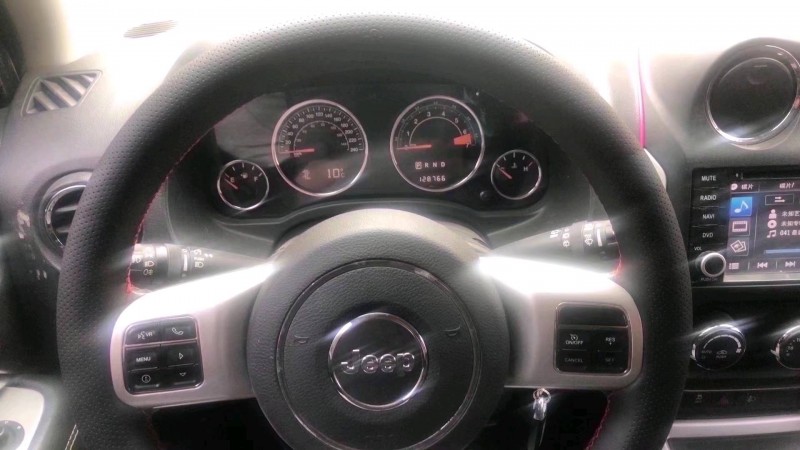 枣庄14年Jeep指南者8