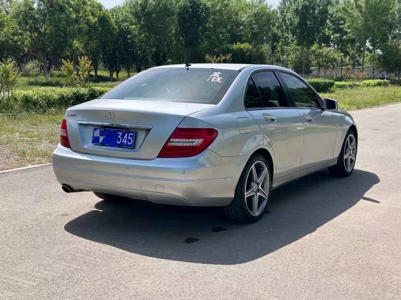 枣庄13年奔驰C4