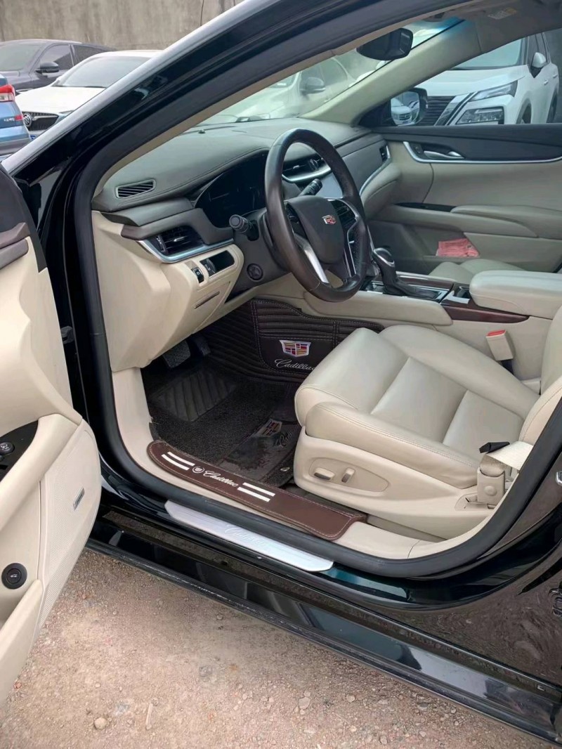 淮南17年凯迪拉克XTS3