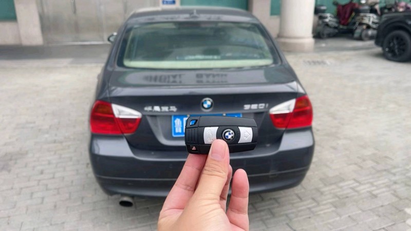 嘉兴07年宝马3系2