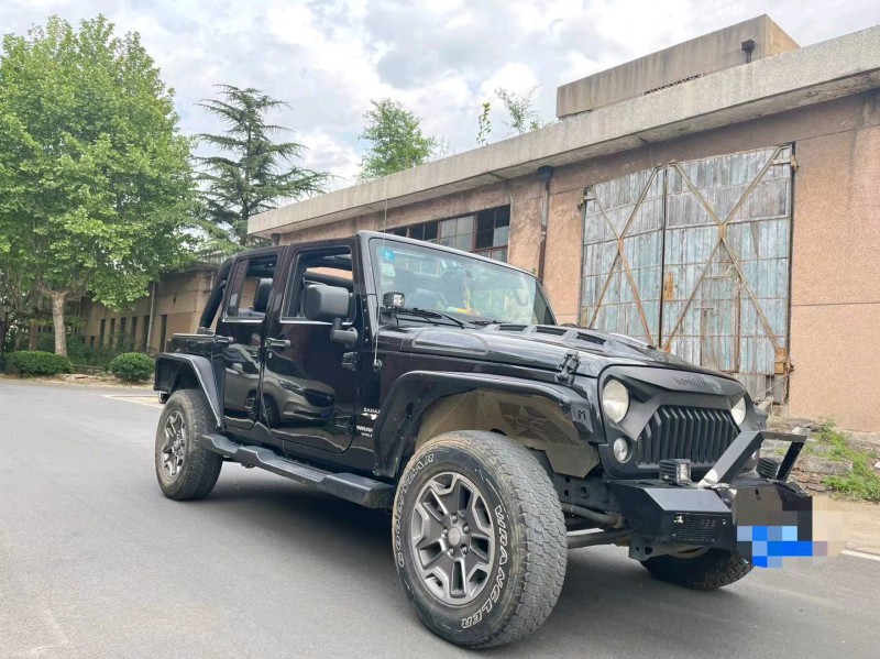 枣庄18年Jeep牧马人2