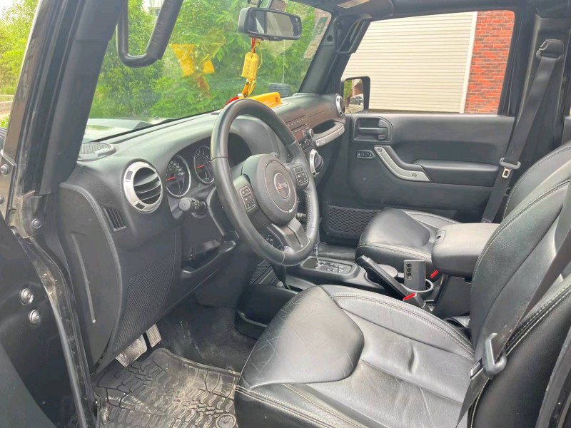 枣庄18年Jeep牧马人5