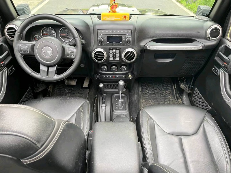 枣庄18年Jeep牧马人4