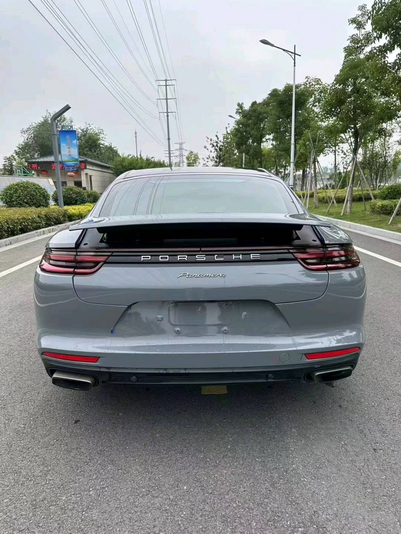 徐州18年保时捷帕拉梅拉9