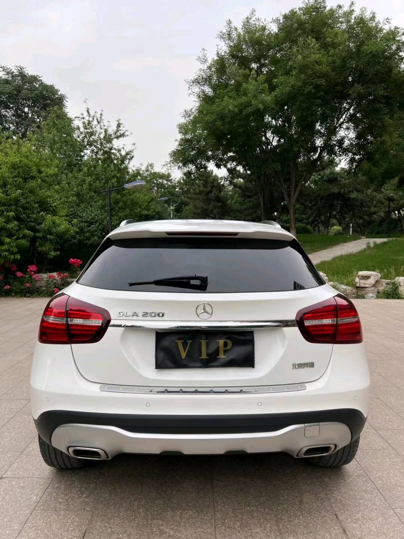 邢台19年奔驰GLA9