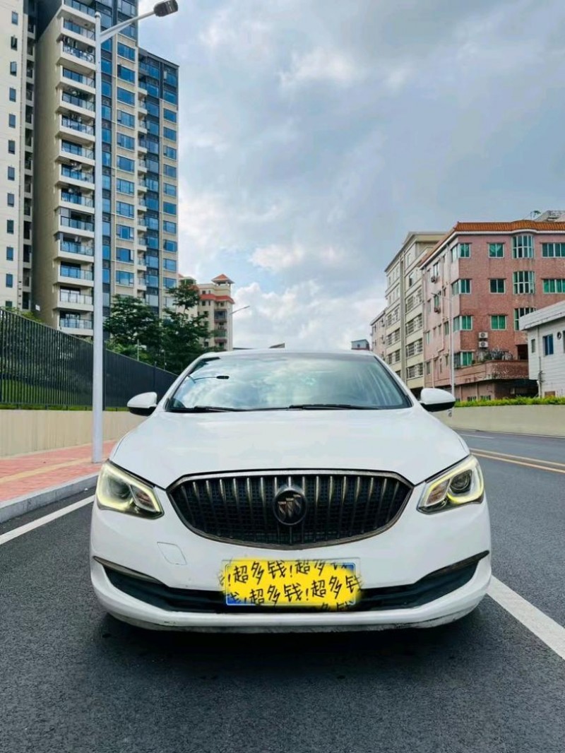 东莞17年别克英朗1