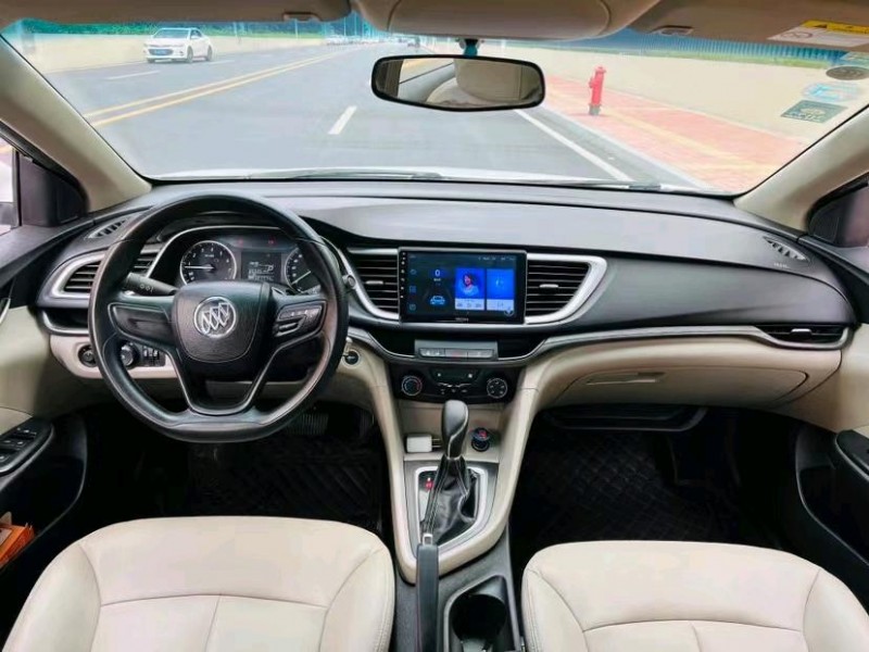 东莞17年别克英朗4