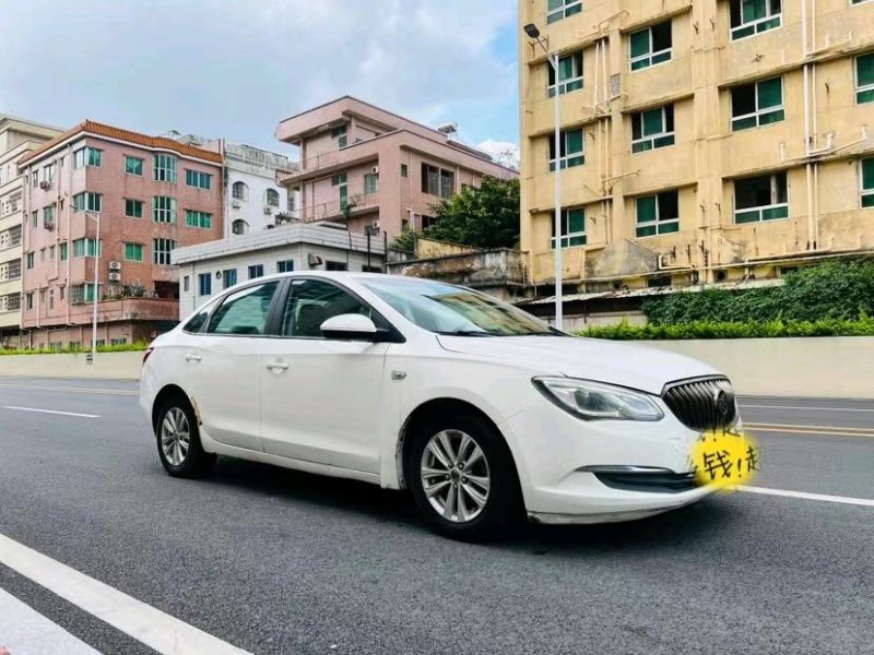 东莞17年别克英朗3