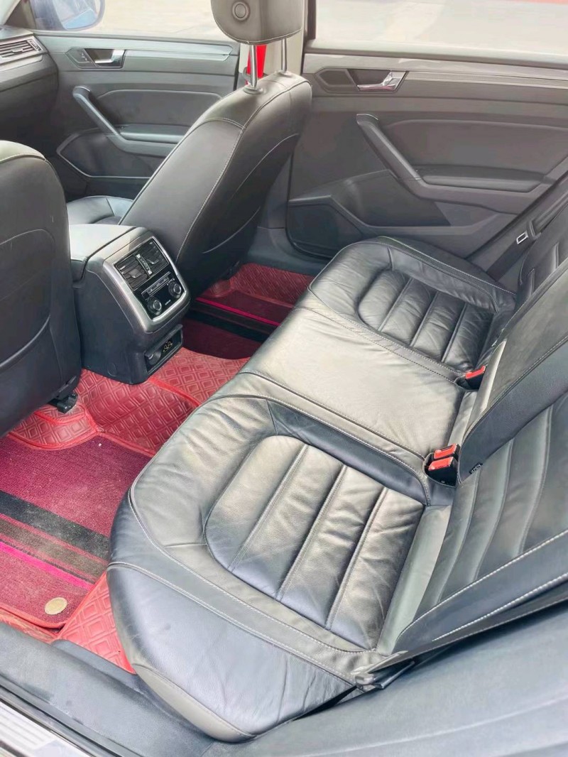 济南17年大众帕萨特5