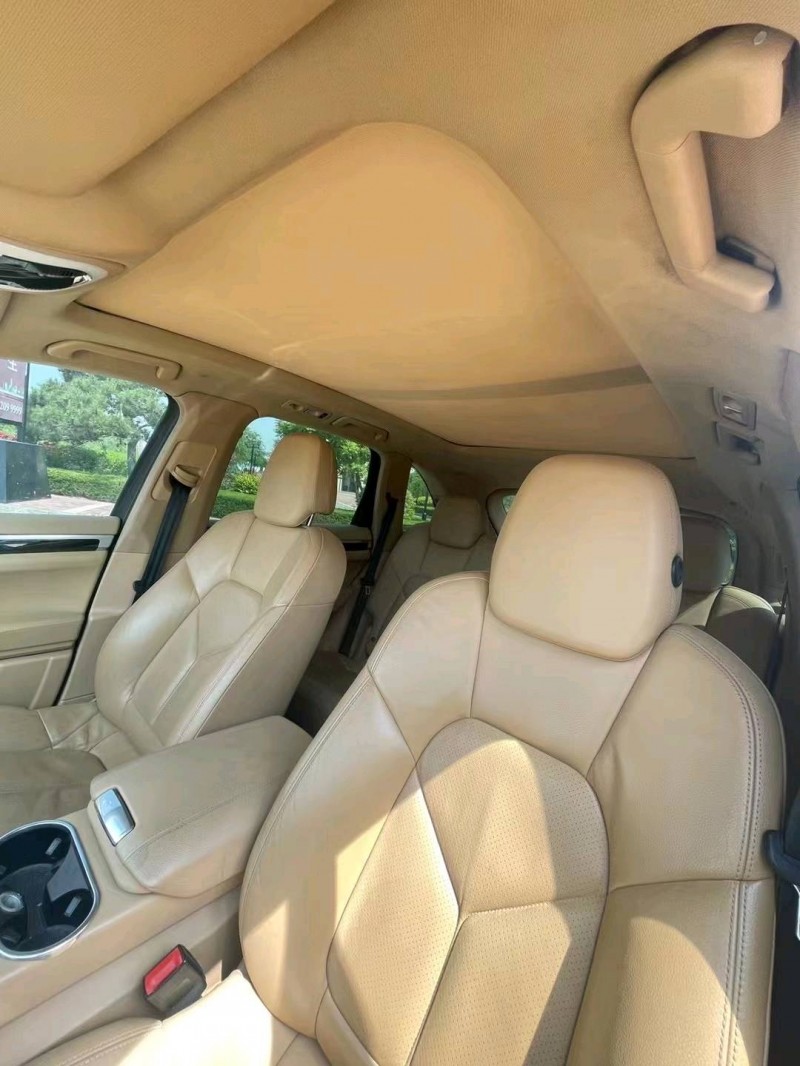 潍坊13年保时捷卡宴6