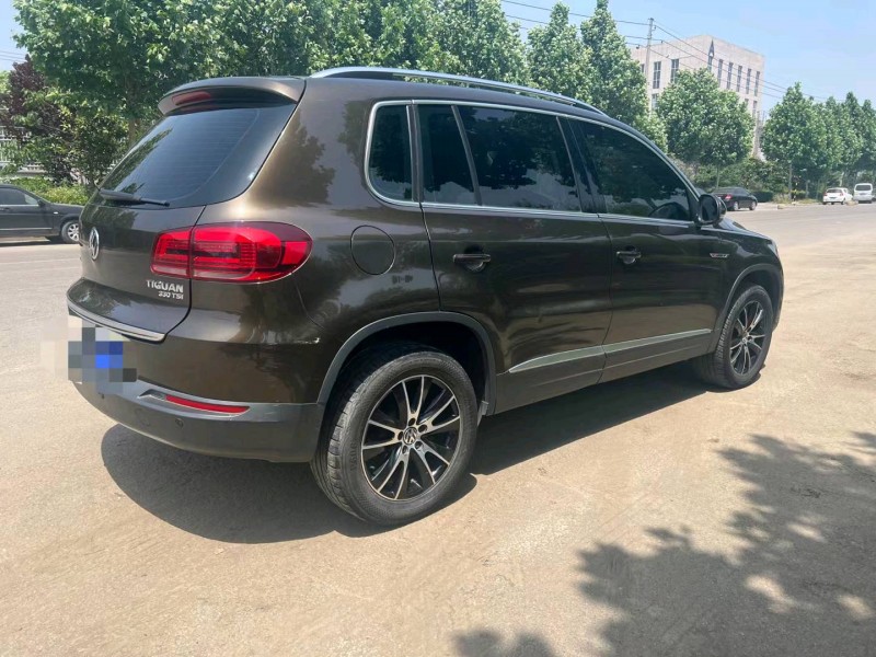 济南16年大众途观3