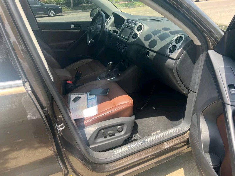 济南16年大众途观7