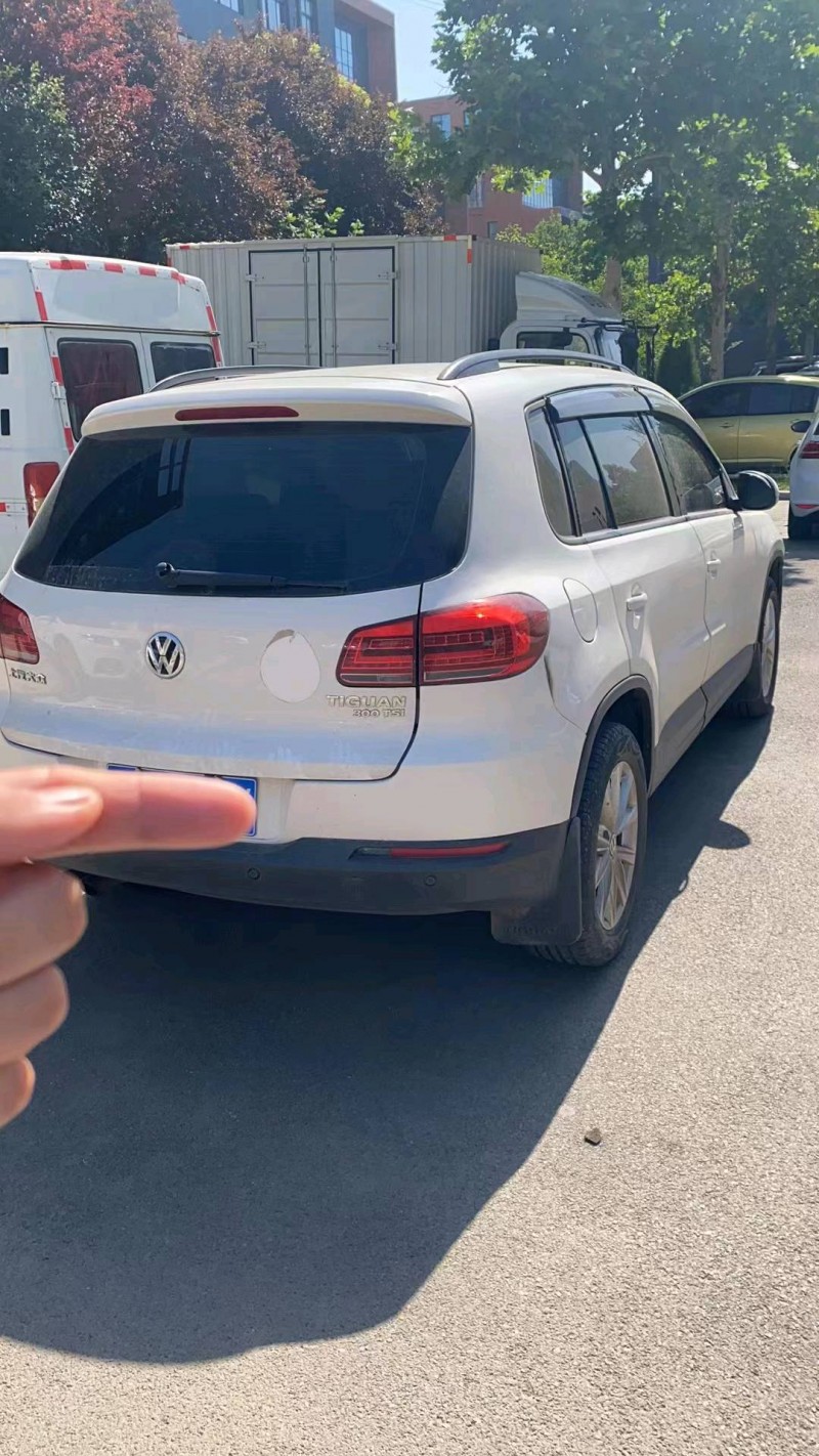 济南17年大众途观5