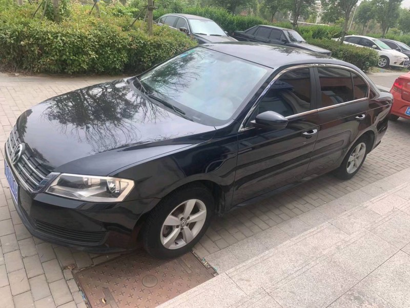 济南14年大众朗逸5