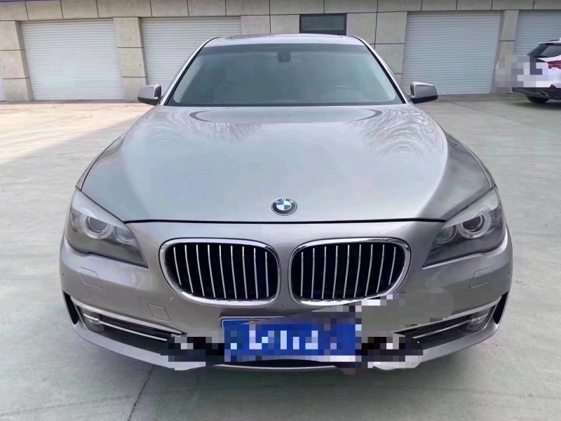 潍坊10年宝马7系1