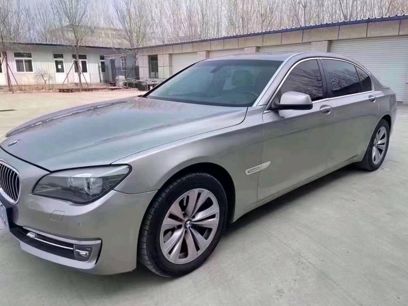 潍坊10年宝马7系2