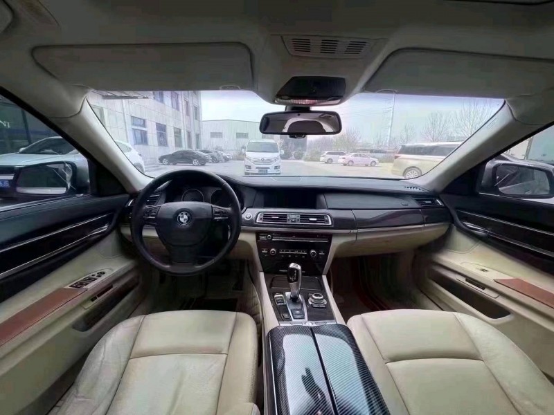 潍坊10年宝马7系5