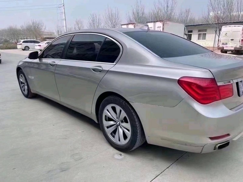 潍坊10年宝马7系7