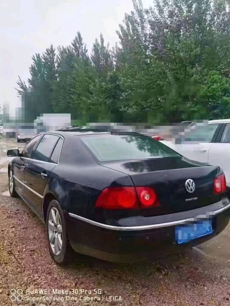 青岛11年大众辉腾5