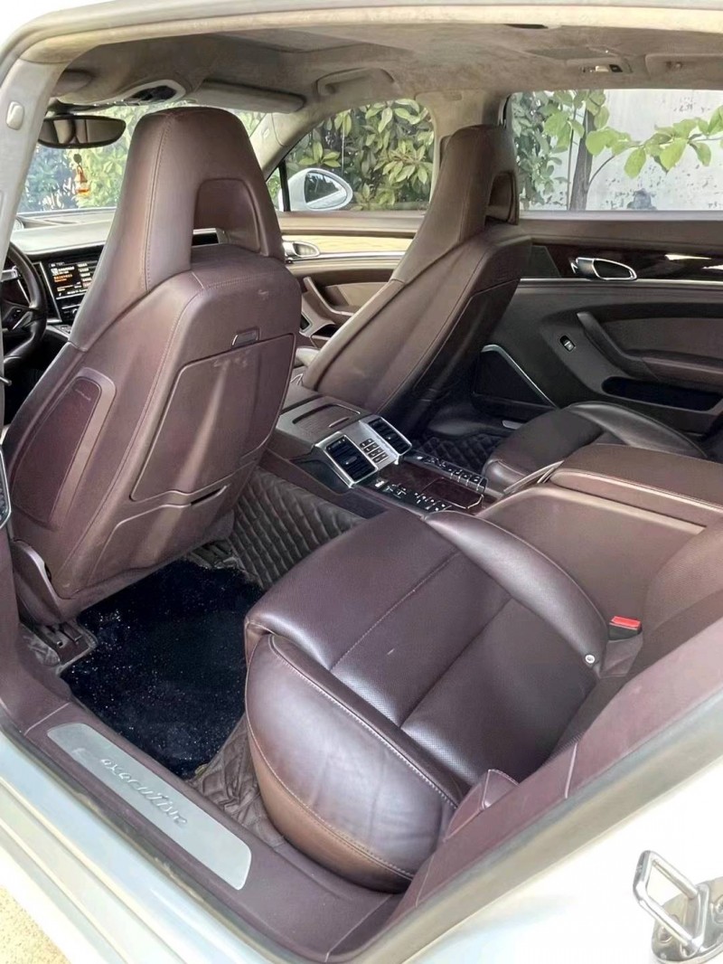 潍坊14年保时捷帕拉梅拉6