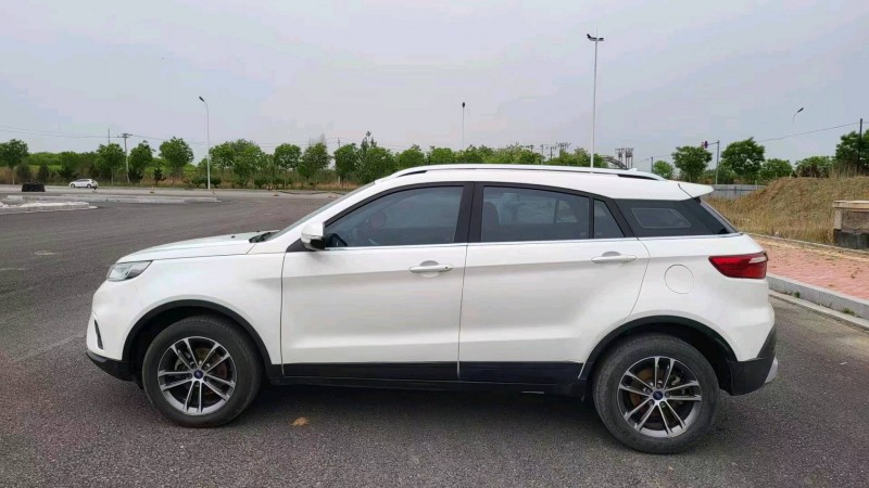 邯郸19年福特领界5