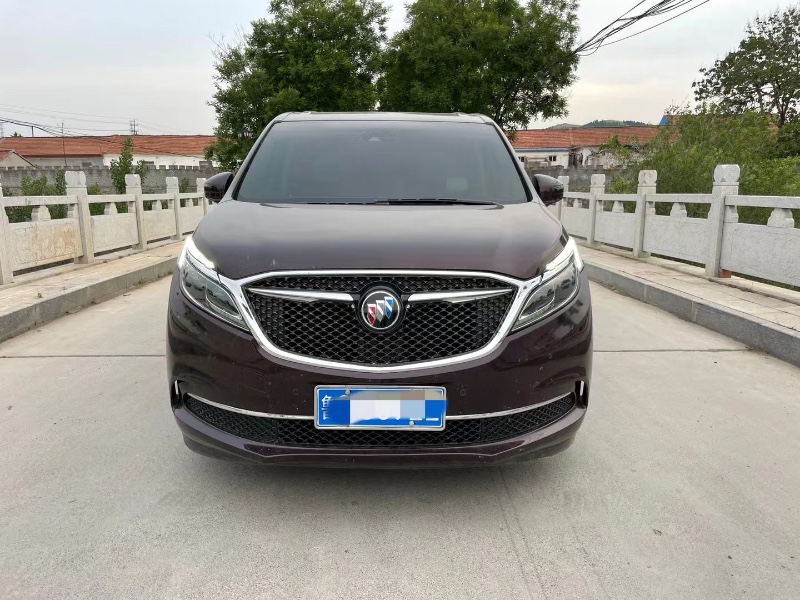 徐州17年别克艾维亚1