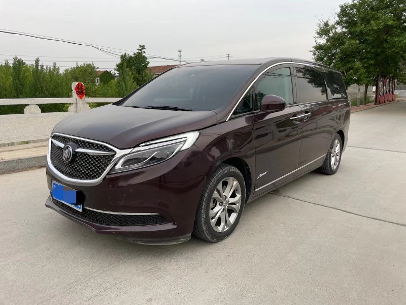 徐州17年别克艾维亚2