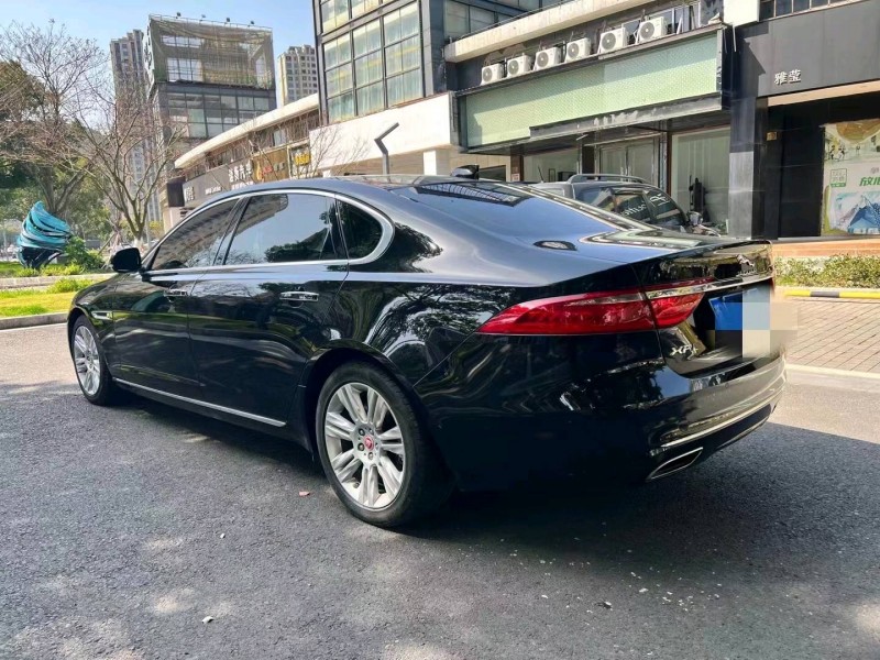 嘉兴18年捷豹XFL4