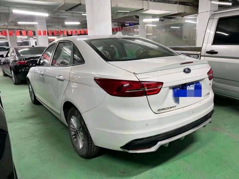 嘉兴17年福特福睿斯3