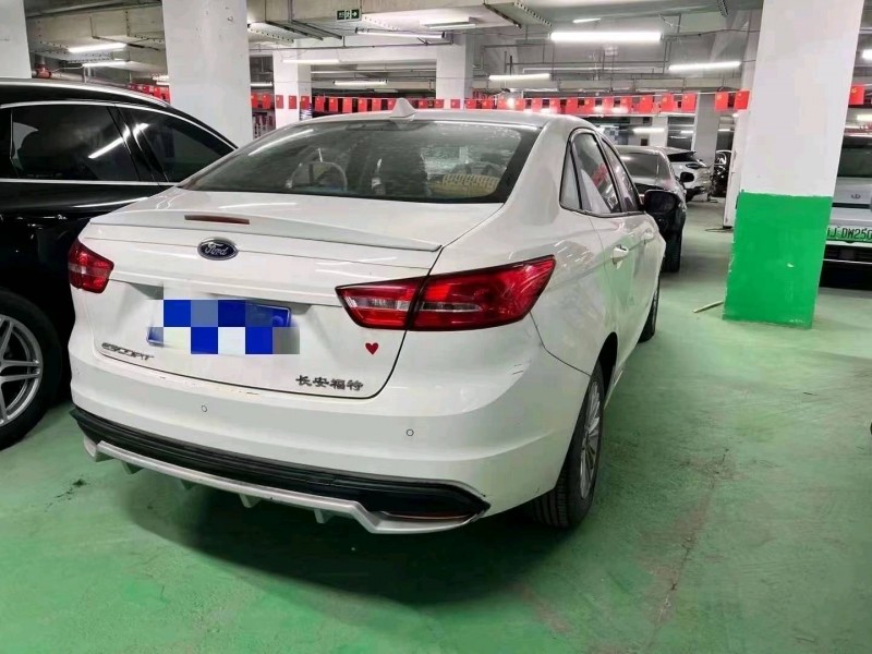 嘉兴17年福特福睿斯6