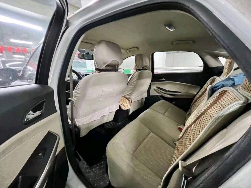 嘉兴17年福特福睿斯7