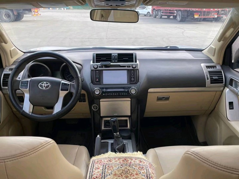 保定14年丰田普拉多5