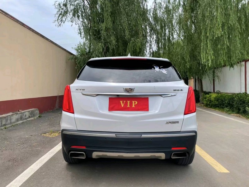 青岛16年凯迪拉克XT59